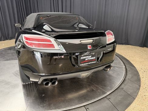 Used 2008 Saturn Sky Red Line RWD image 25