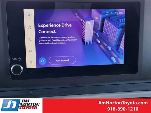 Used 2025 Toyota Tacoma SR image 17