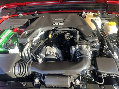 Used 2019 Jeep Wrangler Sport image 25