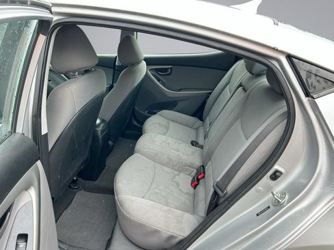 Used 2013 Hyundai Elantra GLS FWD image 25