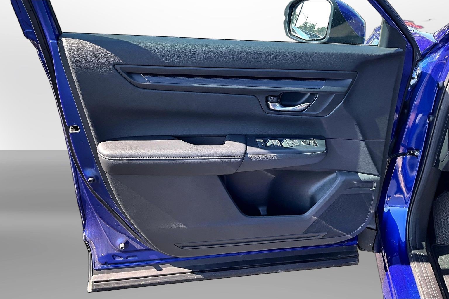 Used 2025 Honda CR-V EX image 25