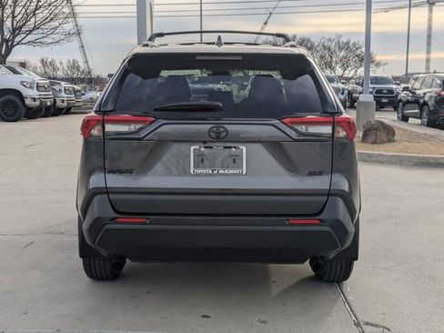 Used 2025 Toyota RAV4 XLE image 6