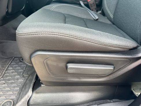 Used 2026 RAM 1500 Warlock AWD/4WD image 12