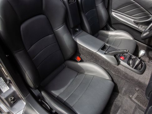 Used 2001 Honda S2000 image 44