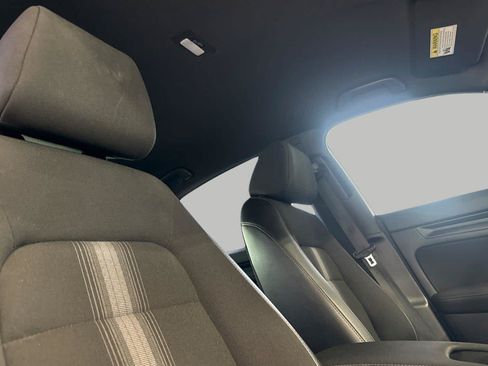 Used 2023 Honda Civic Sport image 18