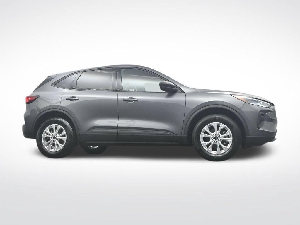Used 2025 Ford Escape Active AWD/4WD image 40