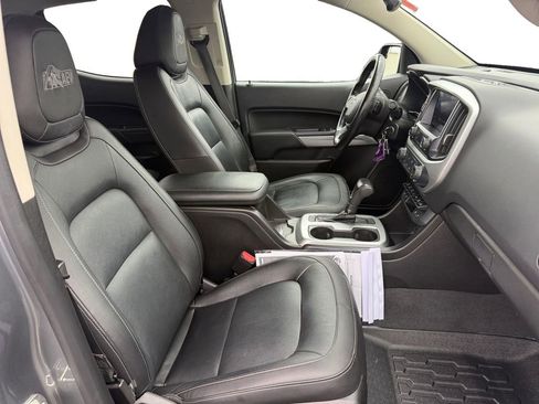 Used 2019 Chevrolet Colorado ZR2 w/ Colorado ZR2 Bison Edition image 17