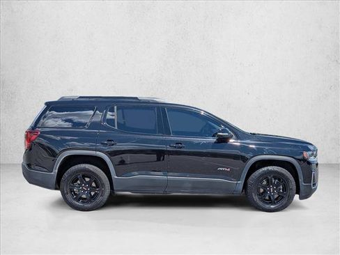 Used 2023 GMC Acadia AT4 w/ Technology Package AWD/4WD image 4