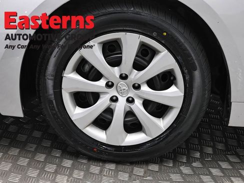 Used 2024 Toyota Corolla LE FWD image 31