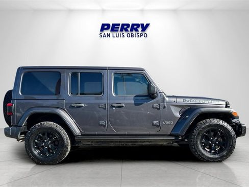 Used 2019 Jeep Wrangler Unlimited Sahara w/ Quick Order Package 24M Moab image 3