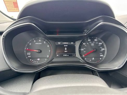 Used 2023 Chevrolet TrailBlazer LT FWD image 16