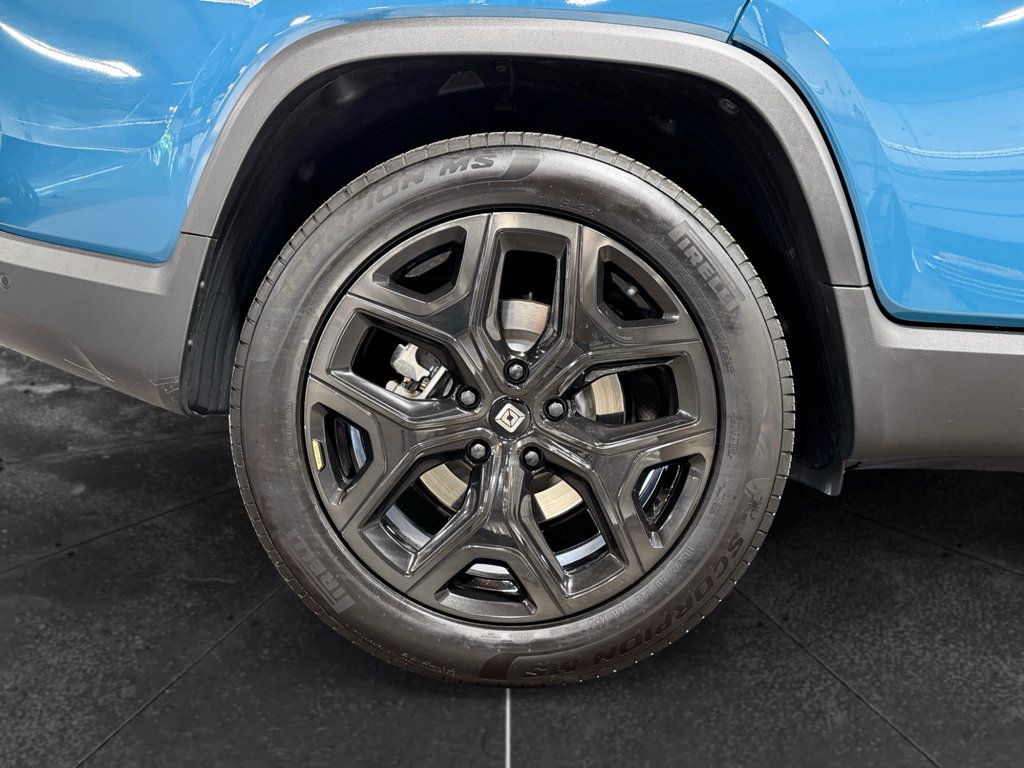 Used 2025 Rivian R1T Adventure Dual AWD/4WD image 39