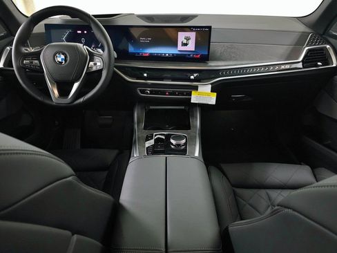 Used 2026 BMW X5 xDrive40i AWD/4WD image 9