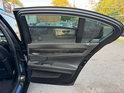 Used 2015 BMW 740i RWD image 37
