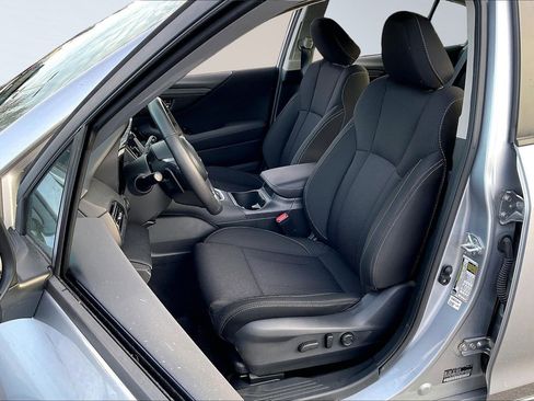 Used 2025 Subaru Legacy Premium image 21