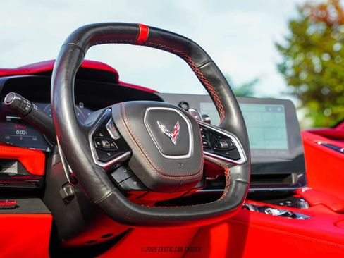 Used 2023 Chevrolet Corvette Stingray Premium Conv w/ Z51 Performance Package image 26