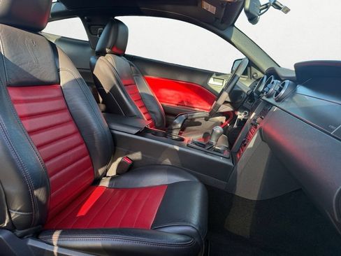 Used 2007 Ford Mustang Shelby GT500 RWD image 15