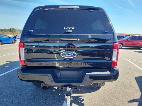 Used 2019 Ford F350 Lariat w/ Lariat Ultimate Package image 5