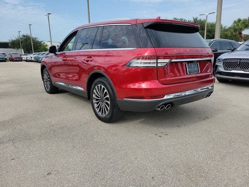 Certified 2020 Lincoln Aviator Reserve w/ Elements Package Plus AWD/4WD image 4