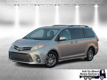 Used 2020 Toyota Sienna XLE