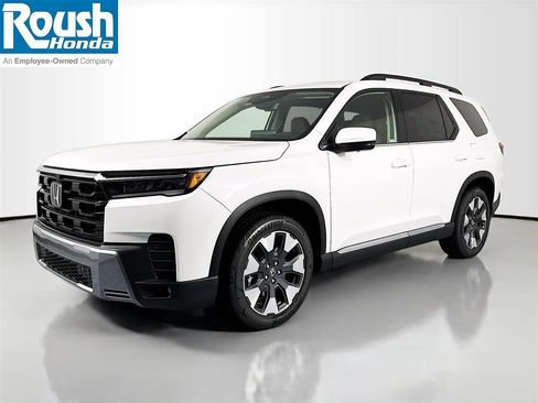 New 2026 Honda Pilot Touring image 1
