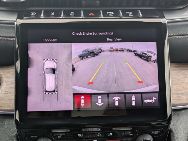 Certified 2025 Jeep Grand Cherokee Summit w/ Obsidian Package AWD/4WD image 23