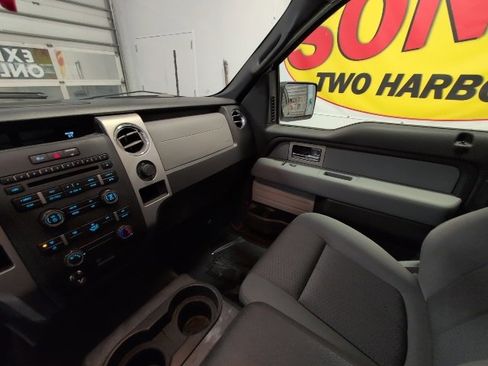Used 2011 Ford F150 XLT w/ XLT Chrome Pkg image 26