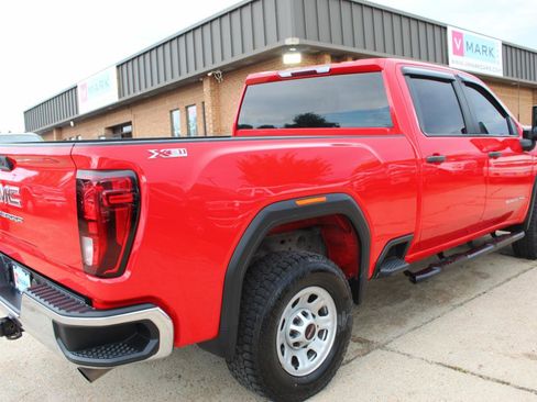 Used 2023 GMC Sierra 2500 Pro w/ Convenience Package AWD/4WD image 9