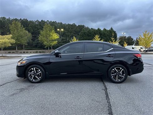 Certified 2025 Nissan Sentra SV w/ Trunk Package image 5