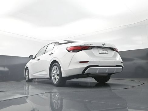Used 2025 Nissan Sentra S w/ Lighting Package FWD image 28