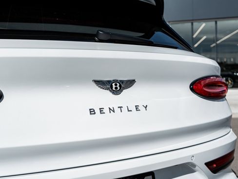 Certified 2023 Bentley Bentayga Speed image 10