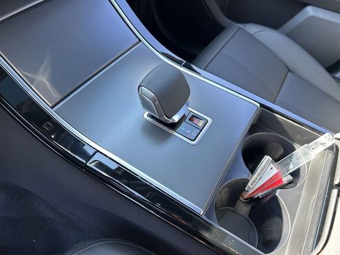 New 2026 Land Rover Range Rover Velar S image 13