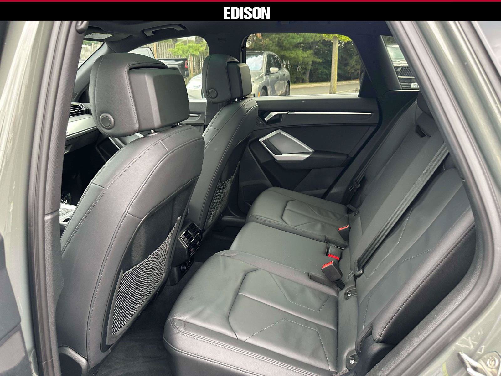 Used 2025 Audi Q3 2.0T Premium AWD/4WD image 9