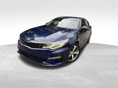 Used 2019 Kia Optima S image 9