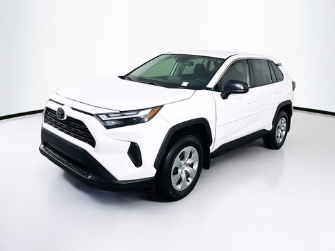 Used 2023 Toyota RAV4 LE image 3