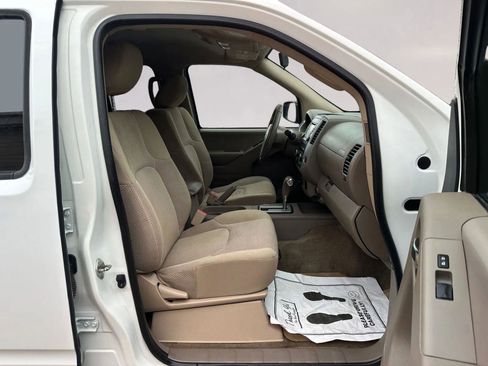 Used 2018 Nissan Frontier SV AWD/4WD image 22