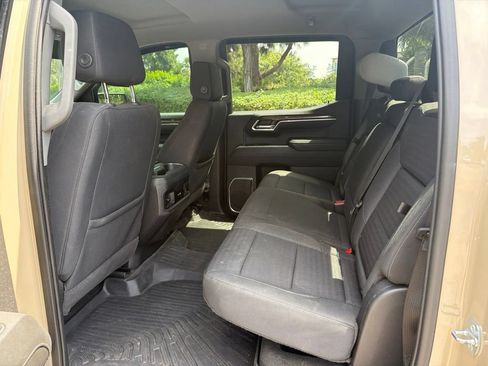 Used 2023 Chevrolet Silverado 1500 LT Trail Boss w/ Protection Package AWD/4WD image 12