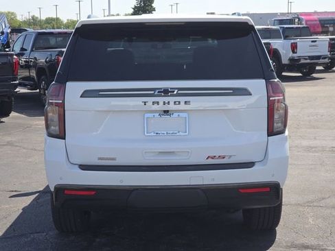 Used 2021 Chevrolet Tahoe RST w/ Luxury Package AWD/4WD image 24