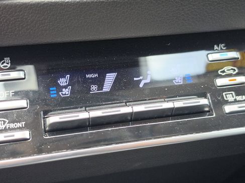 Used 2020 Hyundai Sonata Limited FWD image 25