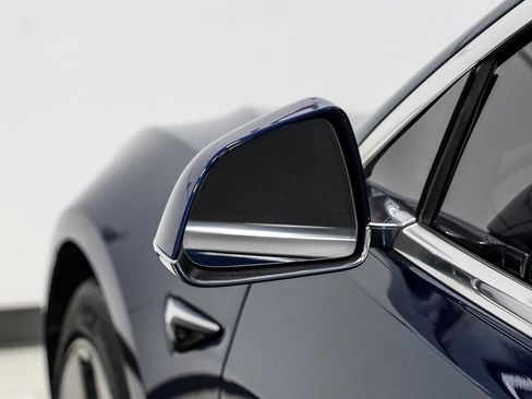 Used 2018 Tesla Model 3 Long Range image 37