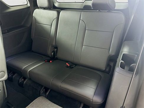 Used 2022 Chevrolet Traverse Premier w/ Redline Edition image 12