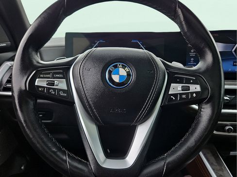 Used 2024 BMW X5 xDrive50e w/ Executive Package AWD/4WD image 19