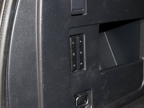 Used 2022 Ford Expedition Max XLT image 31