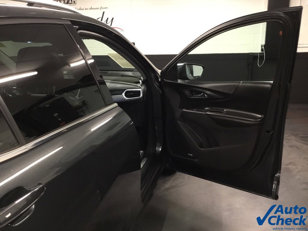Used 2018 Chevrolet Equinox Premier w/ Infotainment II Package AWD/4WD image 38