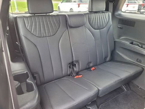Used 2023 Hyundai Palisade Limited w/ Cargo Package FWD image 14