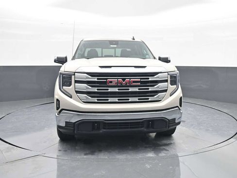 New 2026 GMC Sierra 1500 SLE w/ Preferred Package image 2