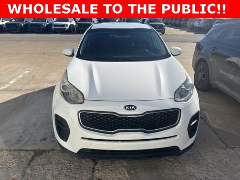 Used 2018 Kia Sportage LX image 7
