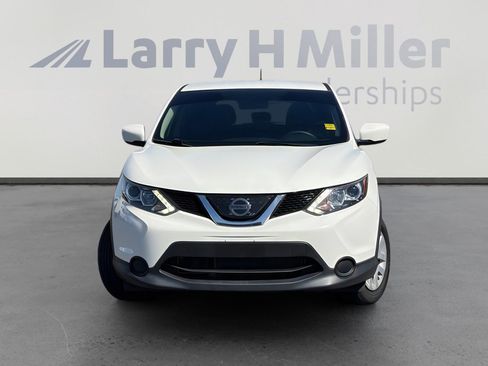 Used 2019 Nissan Rogue Sport S image 4