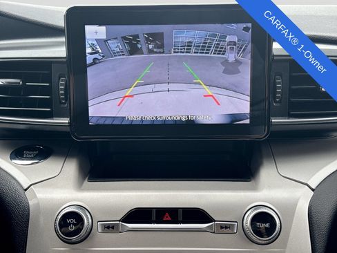 Used 2023 Ford Explorer XLT w/ Equipment Group 202A AWD/4WD image 35