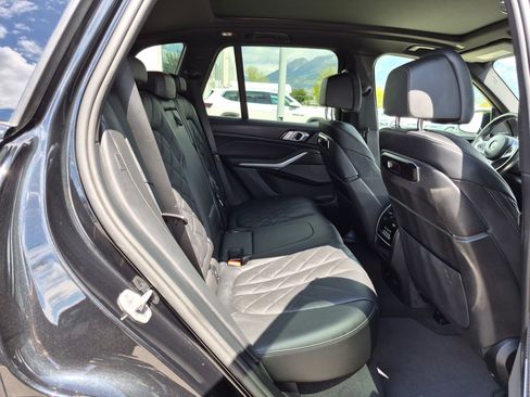 Used 2025 BMW X5 M60i w/ Parking Assistance Package AWD/4WD image 34